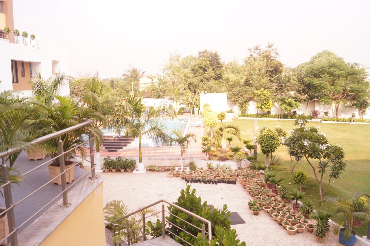 Kamlesh Continental Hotell Angul Exteriör bild