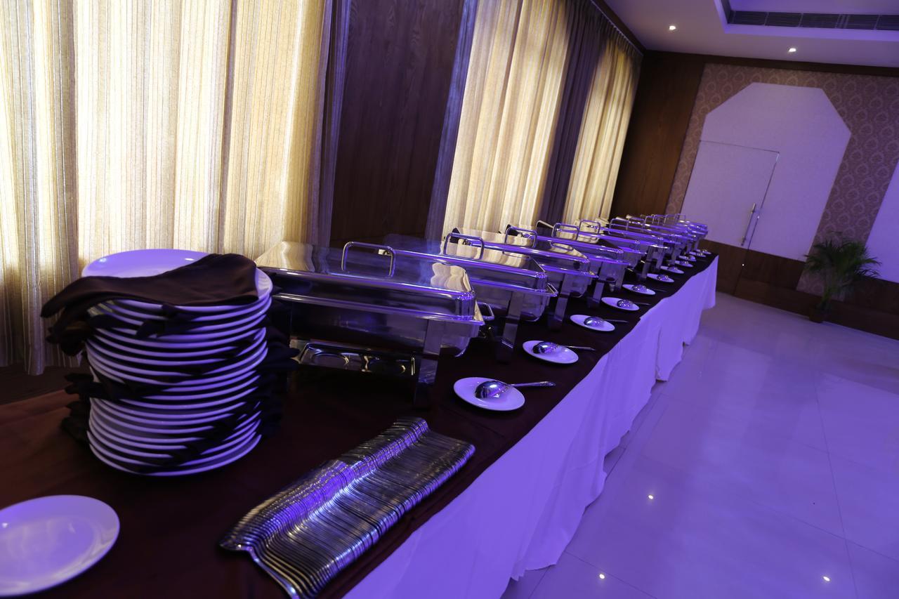 Kamlesh Continental Hotell Angul Exteriör bild