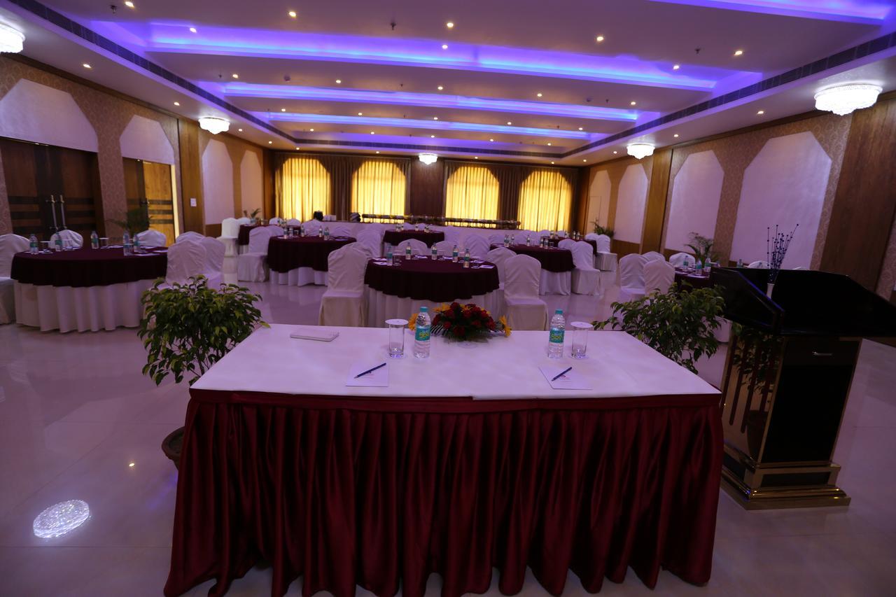 Kamlesh Continental Hotell Angul Exteriör bild