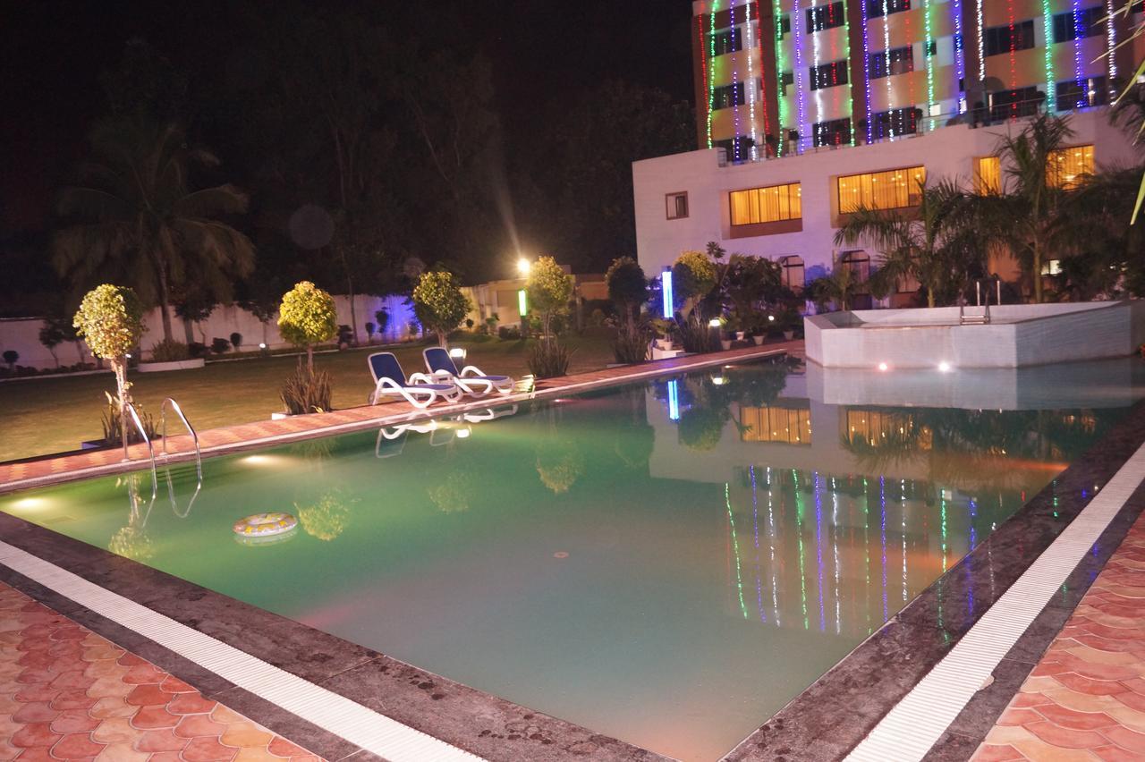 Kamlesh Continental Hotell Angul Exteriör bild